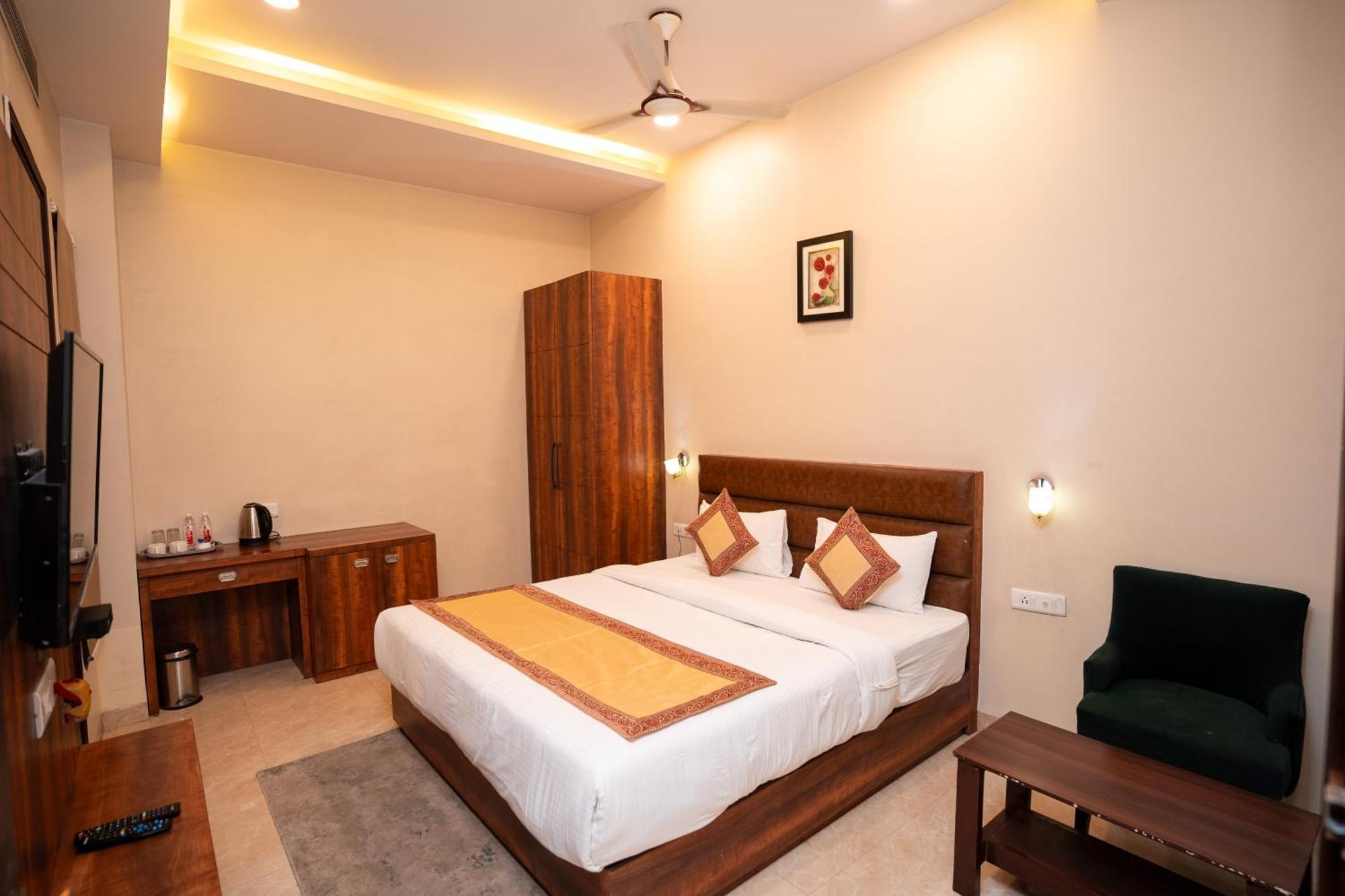 Radiance Courtyard Bed & Breakfast Varanasi