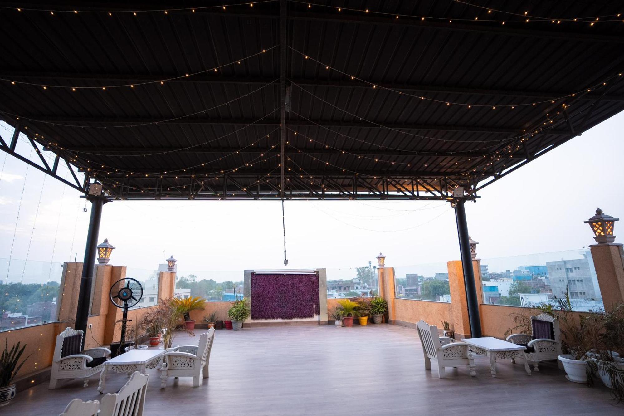 Radiance Courtyard Bed & Breakfast Varanasi